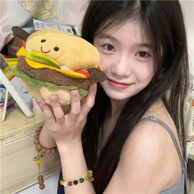 九尾藏不住